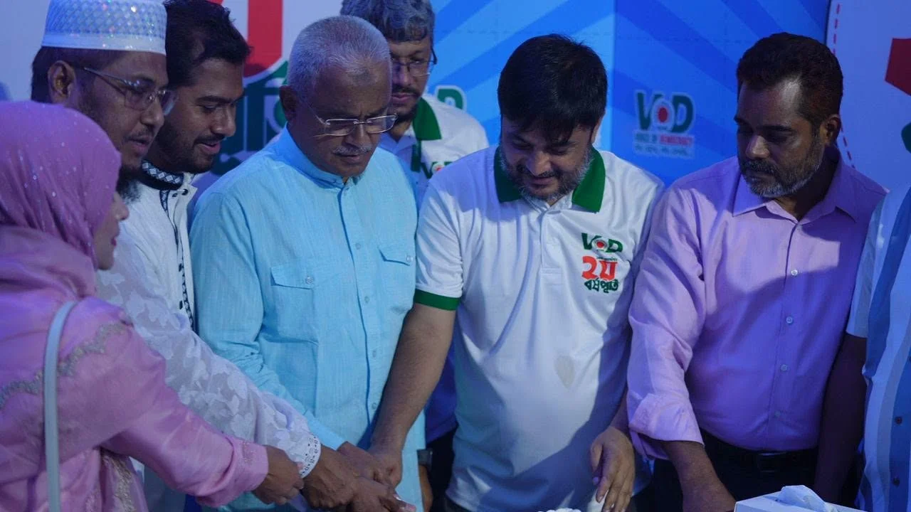 গ্যালারি ছবি 13