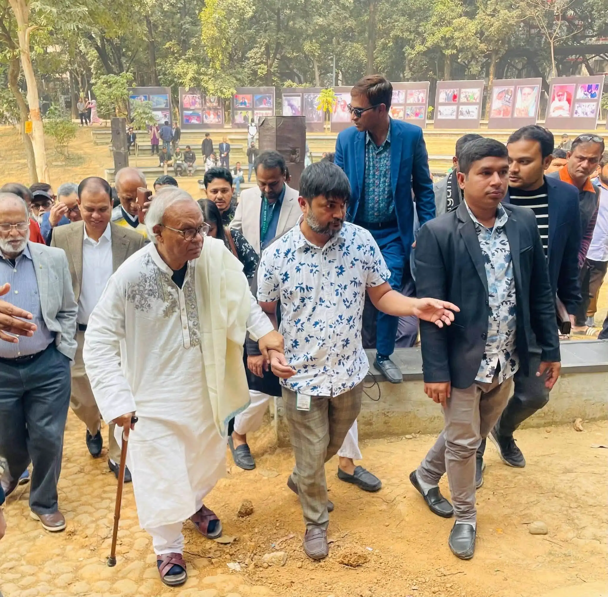 গ্যালারি ছবি 7